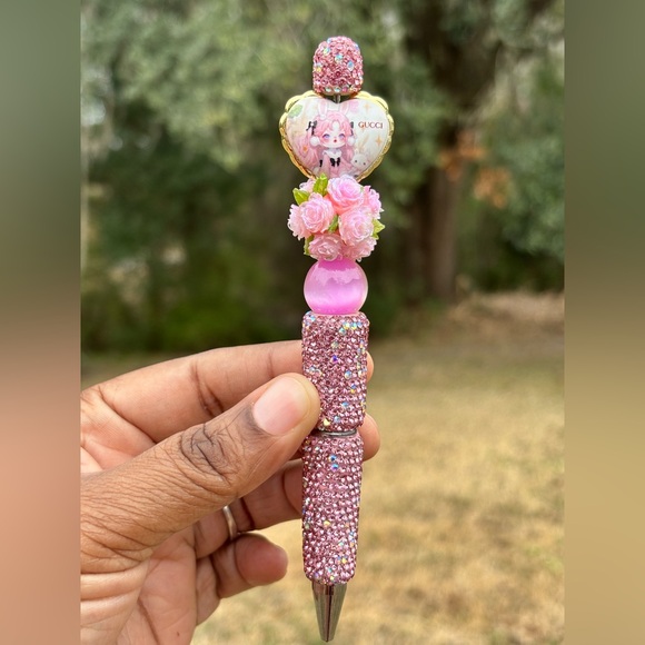 Custom design Pink Rhinestone Embellished Pen - Picture 1 of 2
